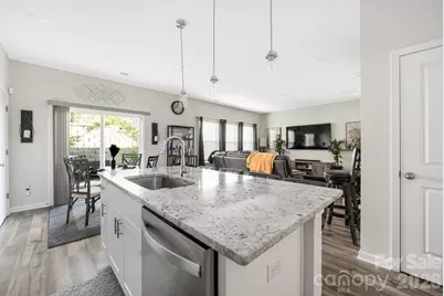 1135 Harland Street, Charlotte, NC 28216 - Photo 4