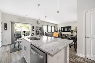 1135 Harland St, Charlotte, NC 28216 - Photo 4
