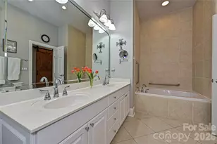 6327 Kiftsgate Ct, Charlotte, NC 28226 - Photo 24