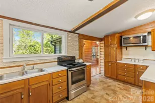 19 Timbers Edge Ln, Fairview, NC 28730 - Photo 12