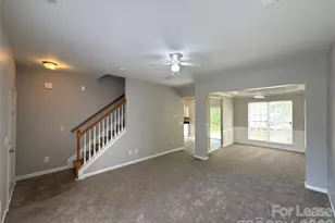 1207 Joannas Ct, Charlotte, NC 28214 - Photo 4