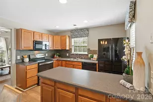 1539 Maypine Commons Way, Rock Hill, SC 29732 - Photo 18