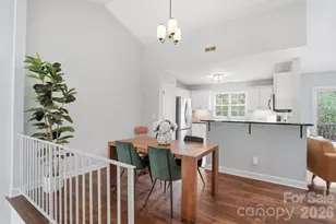 9026 St Pierre Ln, Charlotte, NC 28277 - Photo 4