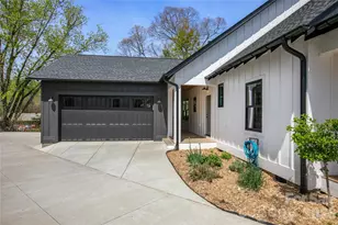 71 Hidden Pond Ln, Brevard, NC 28712 - Photo 2