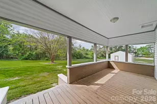 511 W Passaic St, Peachland, NC 28133 - Photo 10