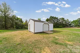 511 W Passaic St, Peachland, NC 28133 - Photo 12