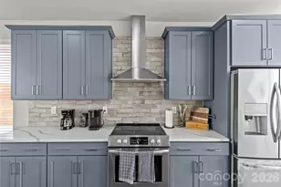 2115 Isom St, Charlotte, NC 28208 - Photo 10