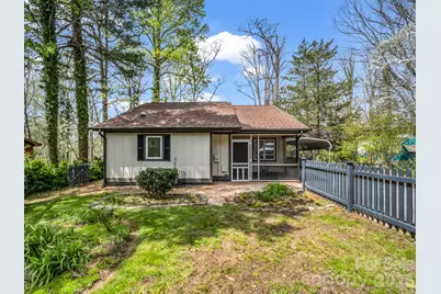 605 Rhododendron Avenue, Black Mountain, NC 28711 - Photo 2