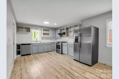 605 Rhododendron Avenue, Black Mountain, NC 28711 - Photo 18