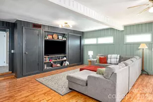 298 Erwin Hills Rd, Asheville, NC 28806 - Photo 6