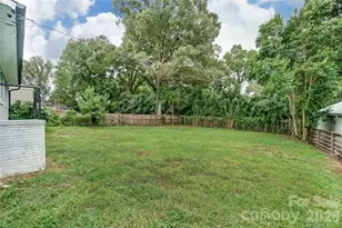 3443 Airlie St, Charlotte, NC 28205 - Photo 4