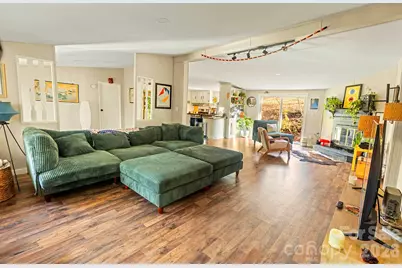 41 W Skyland Circle, Woodfin, NC 28804 - Photo 2