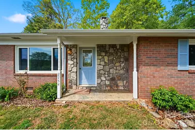2754 Fairwood Drive, Hudson, NC 28638 - Photo 2