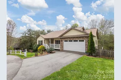 26 Lancaster Lane, Weaverville, NC 28787 - Photo 2