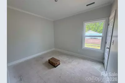 417 W Westview Street, Gastonia, NC 28052 - Photo 2