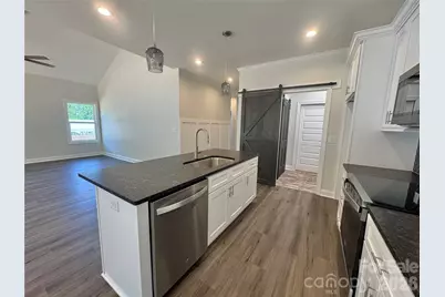 417 W Westview Street, Gastonia, NC 28052 - Photo 18