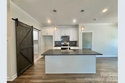 417 W Westview Street, Gastonia, NC 28052 - Photo 8