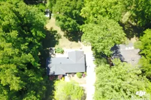 4640 Town and Country Dr, Charlotte, NC 28226 - Photo 6