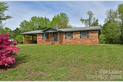 1715 Cloudburst Circle, Lincolnton, NC 28092 - Photo 2