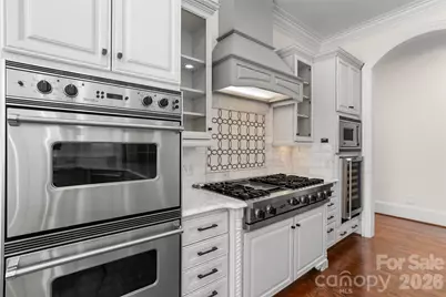8600 Fairview Road, Charlotte, NC 28226 - Photo 18