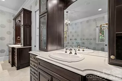 8600 Fairview Road, Charlotte, NC 28226 - Photo 34