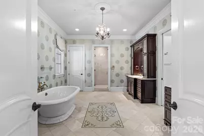 8600 Fairview Road, Charlotte, NC 28226 - Photo 32