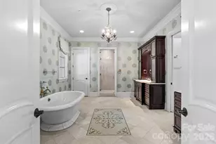 8600 Fairview Rd, Charlotte, NC 28226 - Photo 32
