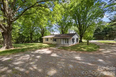 19041 Davidson Concord Road, Davidson, NC 28036 - Photo 14