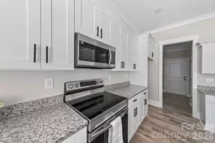5121 Morningwood Dr, Matthews, NC 28105 - Photo 12