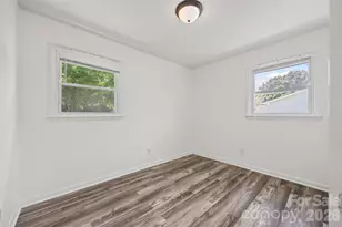 403 Murdock Cir, Shelby, NC 28150 - Photo 14