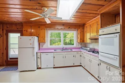 160 Denton Street, Columbus, NC 28722 - Photo 12