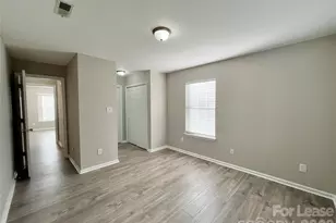 2901 Iron Gate Ln, Charlotte, NC 28212 - Photo 16