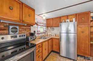 17 Mustang Ln, Waynesville, NC 28786 - Photo 6