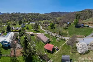 17 Mustang Ln, Waynesville, NC 28786 - Photo 32