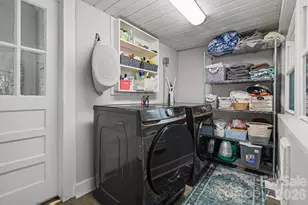 5557 Pineview Dr, Winston Salem, NC 27105 - Photo 14