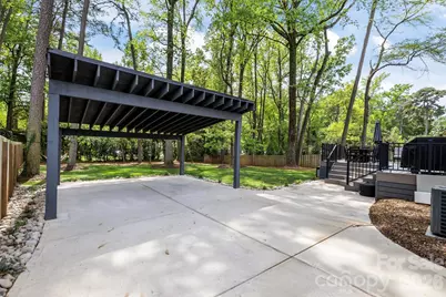 3910 Sulkirk Road, Charlotte, NC 28210 - Photo 38