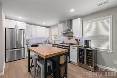 3910 Sulkirk Road, Charlotte, NC 28210 - Photo 10