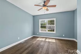 2500 S Blackstock Rd, Landrum, SC 29356 - Photo 30