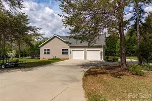 2500 S Blackstock Rd, Landrum, SC 29356 - Photo 6