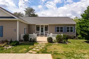 2500 S Blackstock Rd, Landrum, SC 29356 - Photo 6