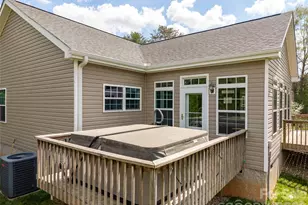 2500 S Blackstock Rd, Landrum, SC 29356 - Photo 8