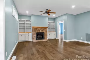 2500 S Blackstock Rd, Landrum, SC 29356 - Photo 12