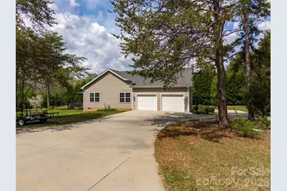 2500 S Blackstock Road, Landrum, SC 29356 - Photo 8