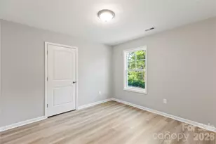 1021 E 10th St, Kannapolis, NC 28083 - Photo 20