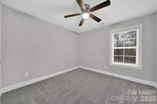 10615 Forest Dr, Matthews, NC 28105 - Photo 20