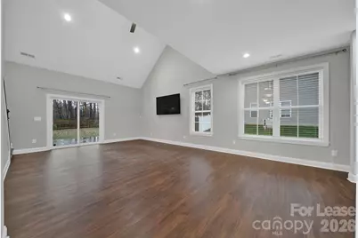 10615 Forest Drive, Matthews, NC 28105 - Photo 2