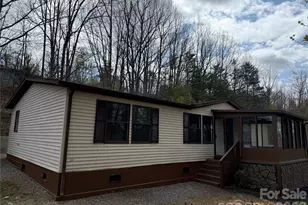 7686 Shoupes Grove Church Rd, Hickory, NC 28602 - Photo 2