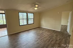 7686 Shoupes Grove Church Rd, Hickory, NC 28602 - Photo 10