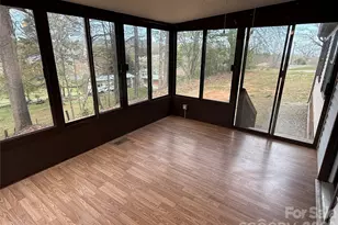 7686 Shoupes Grove Church Rd, Hickory, NC 28602 - Photo 16