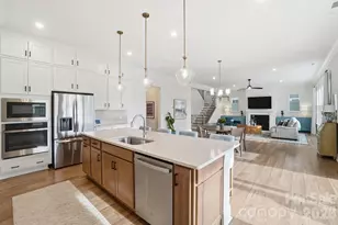 805 Lakeforest Dr, Belmont, NC 28012 - Photo 16